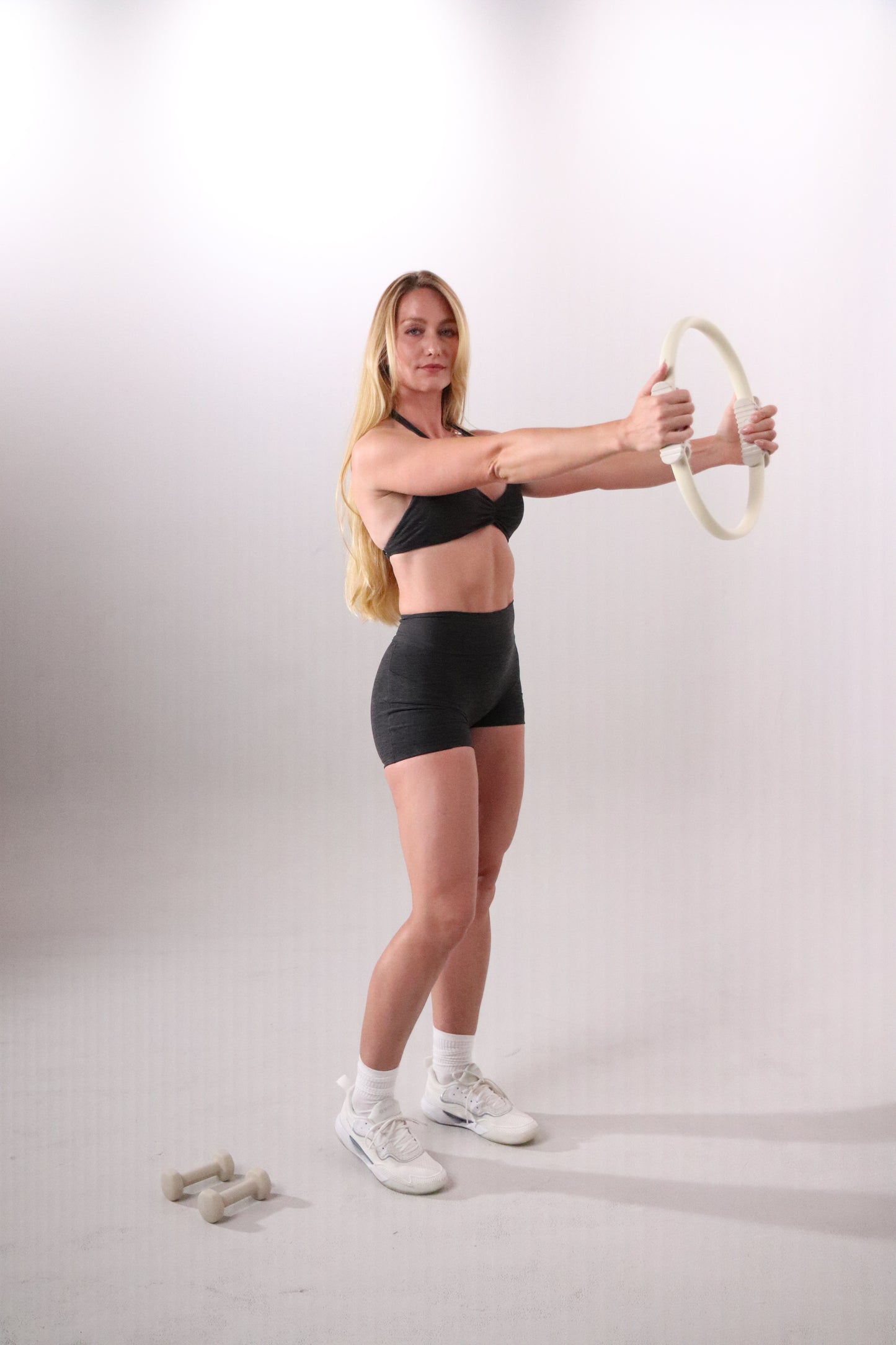 FORM BLACK SHORT