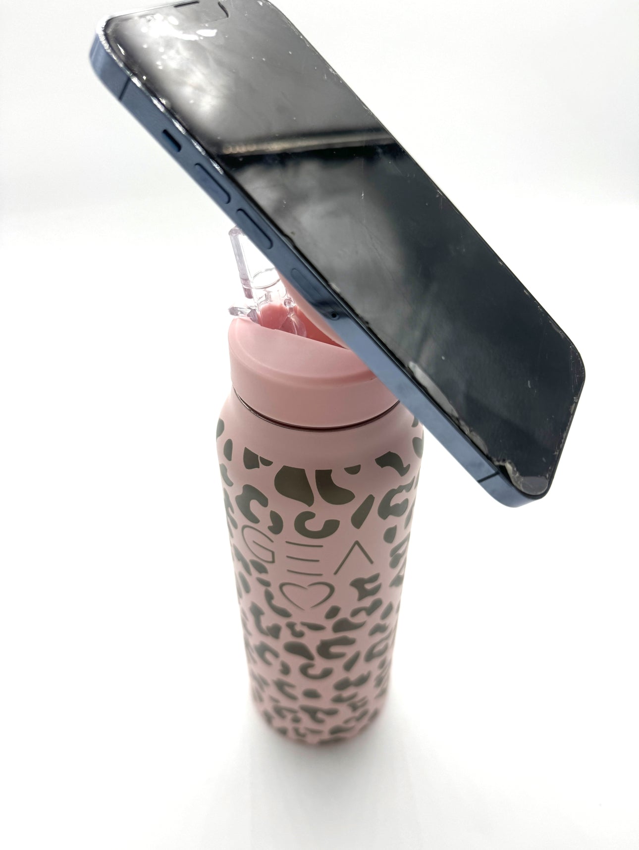 Mag Safe Leopard 24oz Water Bottle