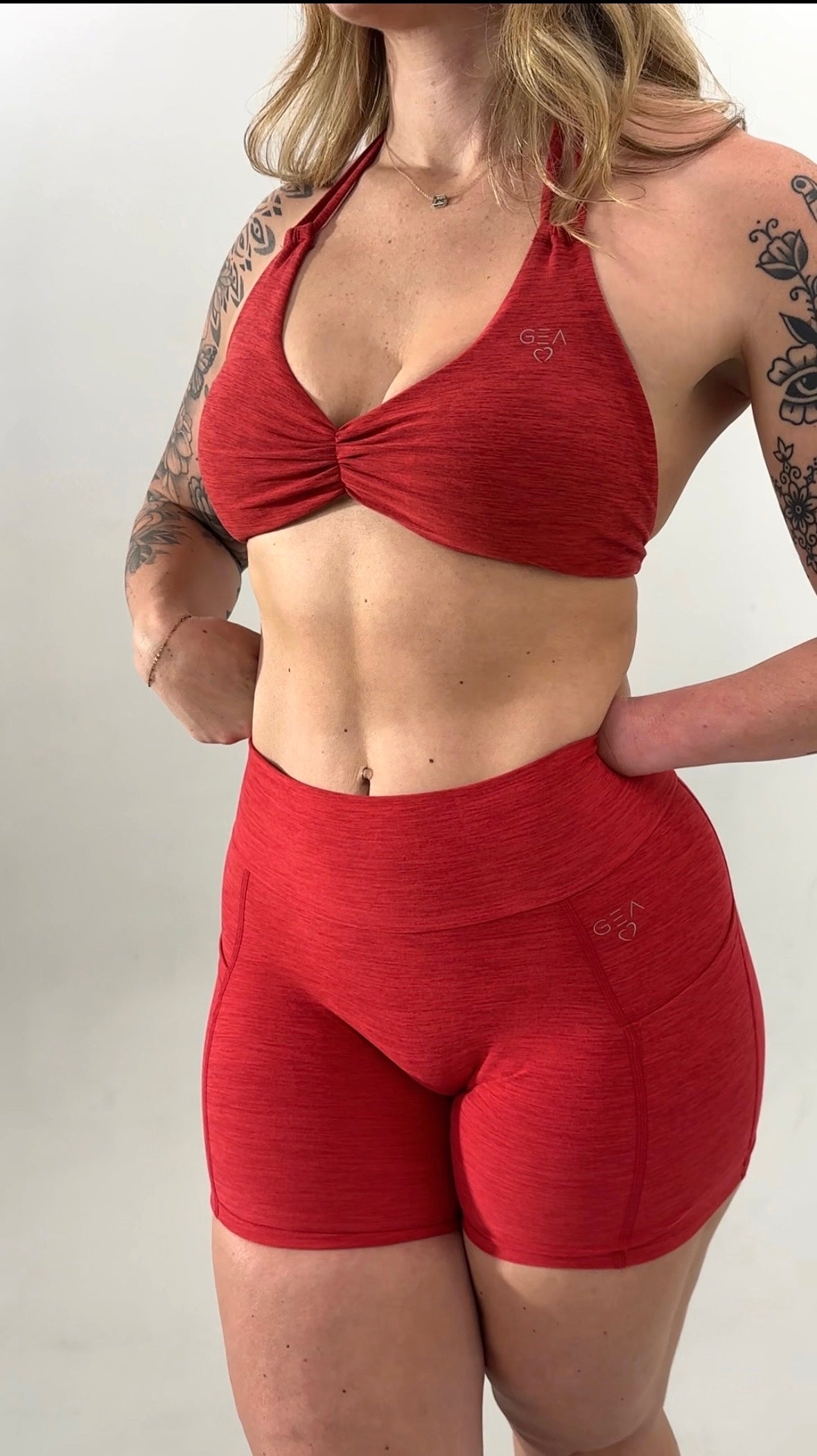 FORM RED TWIST BRA