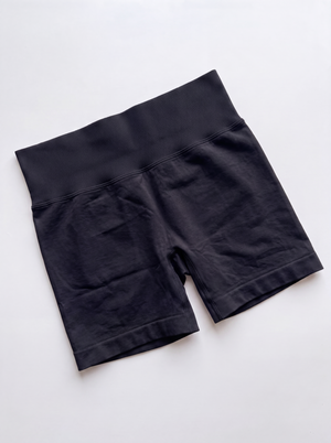 Seamless Short