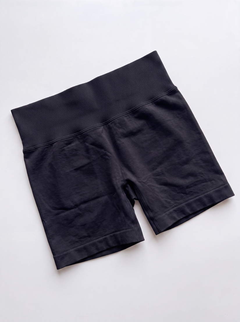 Seamless Short