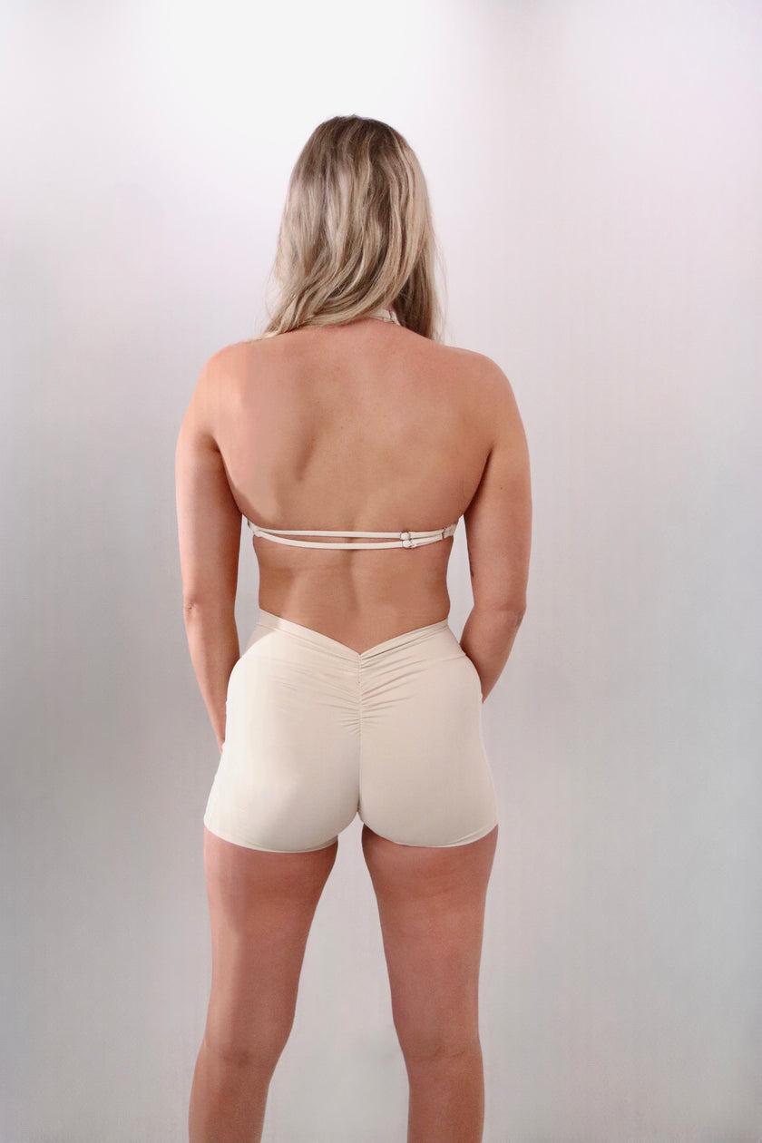 FORM OFF WHITE SHORT